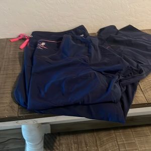 Navy blue scrubs top size xxl bottom xl